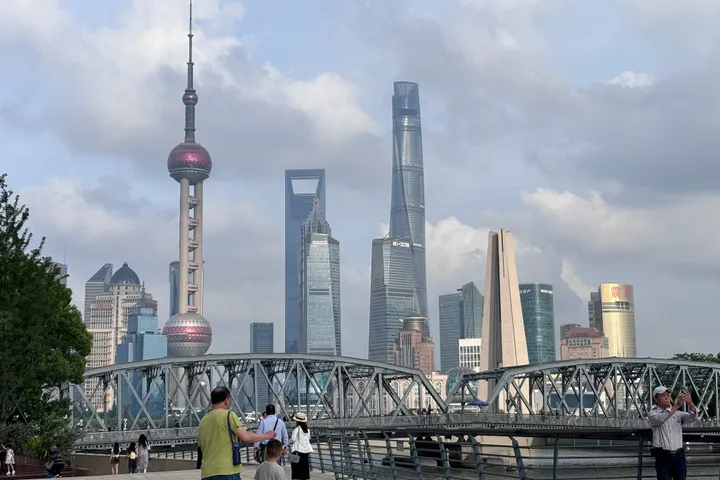 Lujiazui skyline from Waibaidu Bridge